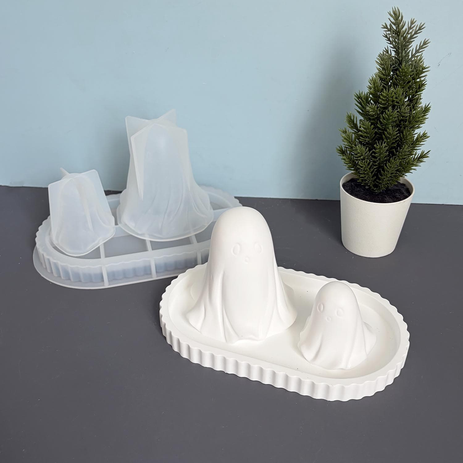 Large and Small Ghost Ornament Silicone Mold Oval Dish Mold Scented Candle Halloween Plaster Candle Resin Mold