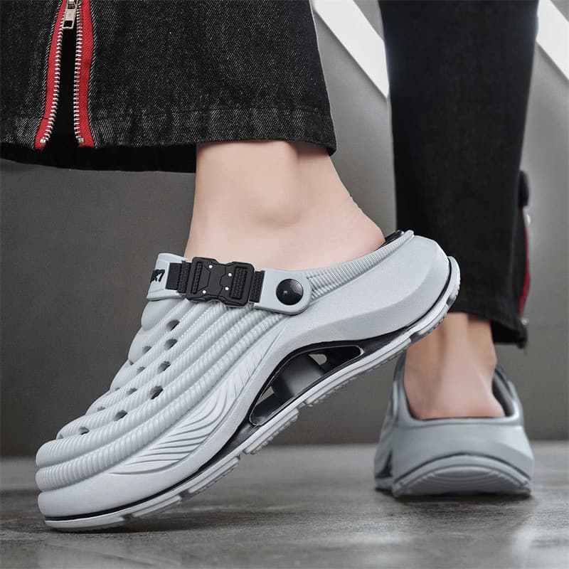 Men's Thick-Soled Closed-Toe Shoes Summer New Breathable Water Wading Cloud-Like Feel Hole Shoes Two-Way Casual Non-Slip Sandals