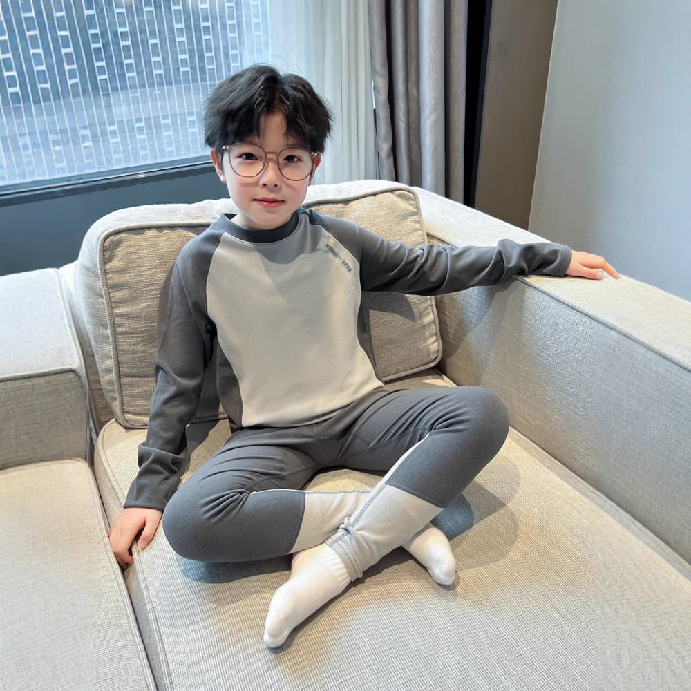 Boys' Autumn Thermal Underwear Set 2025 New De Rong Children's Thermal Wear Boys' Pajamas Loungewear Wholesale