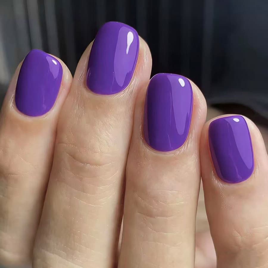 Short Square Glossy Nails, European and American Cross-Border Daily Style, Solid Blue-Purple Color, Skin-Whitening, Simple and Versatile Wearable Nails, 24 Pieces