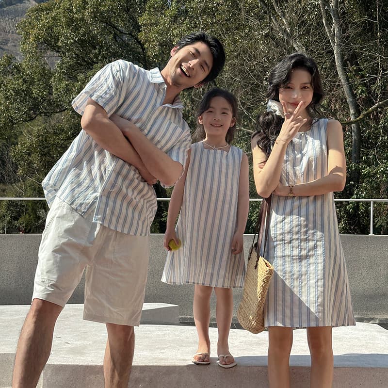Korean style parent-child clothing for boys and girls, summer family of three, mother-in-law, striped vest dress, brother and sister suits, trendy