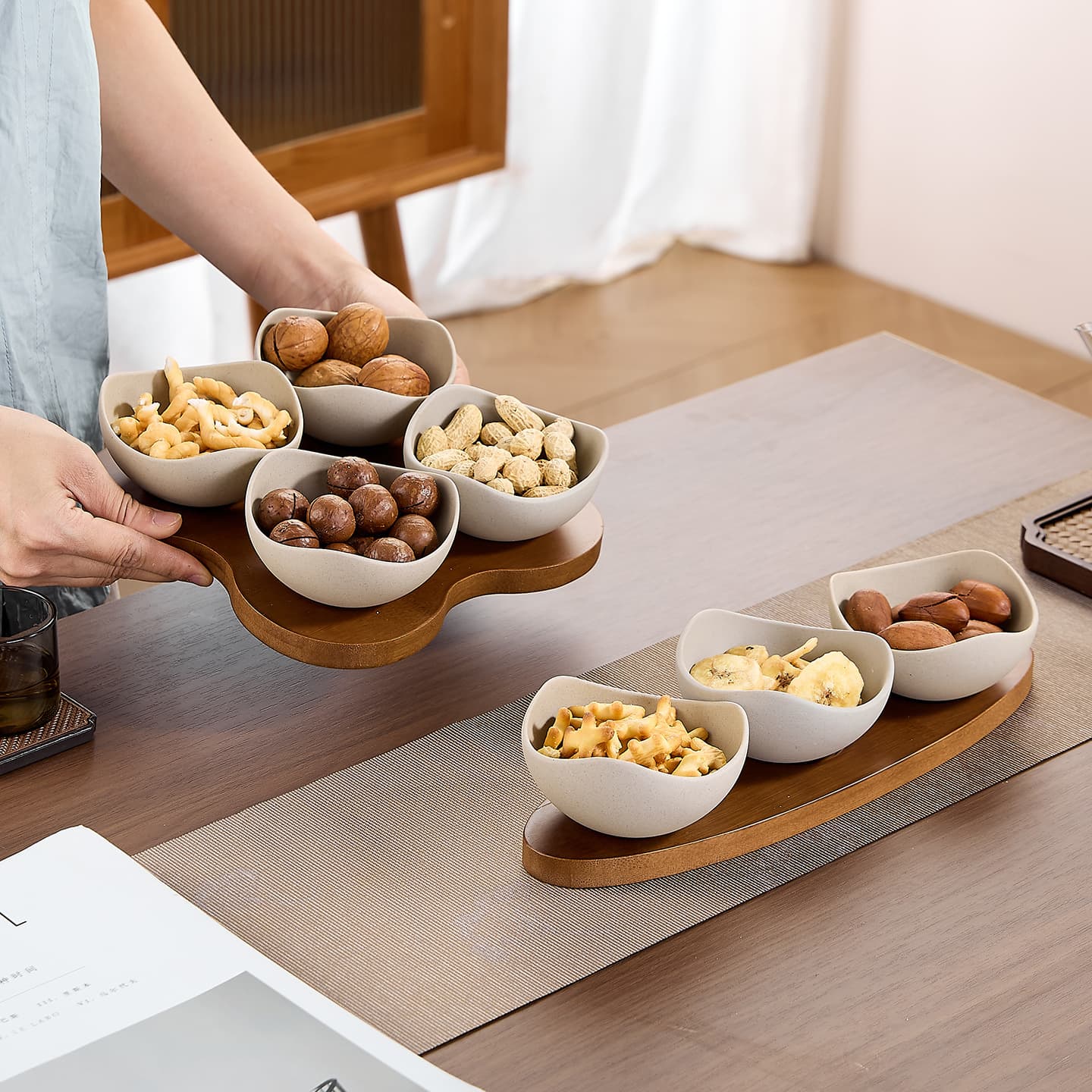 Japanese Vintage Rustic Ceramic Snack Plate, Home Living Room Tea Snack Tray for Nuts, Candies, and Dried Fruits