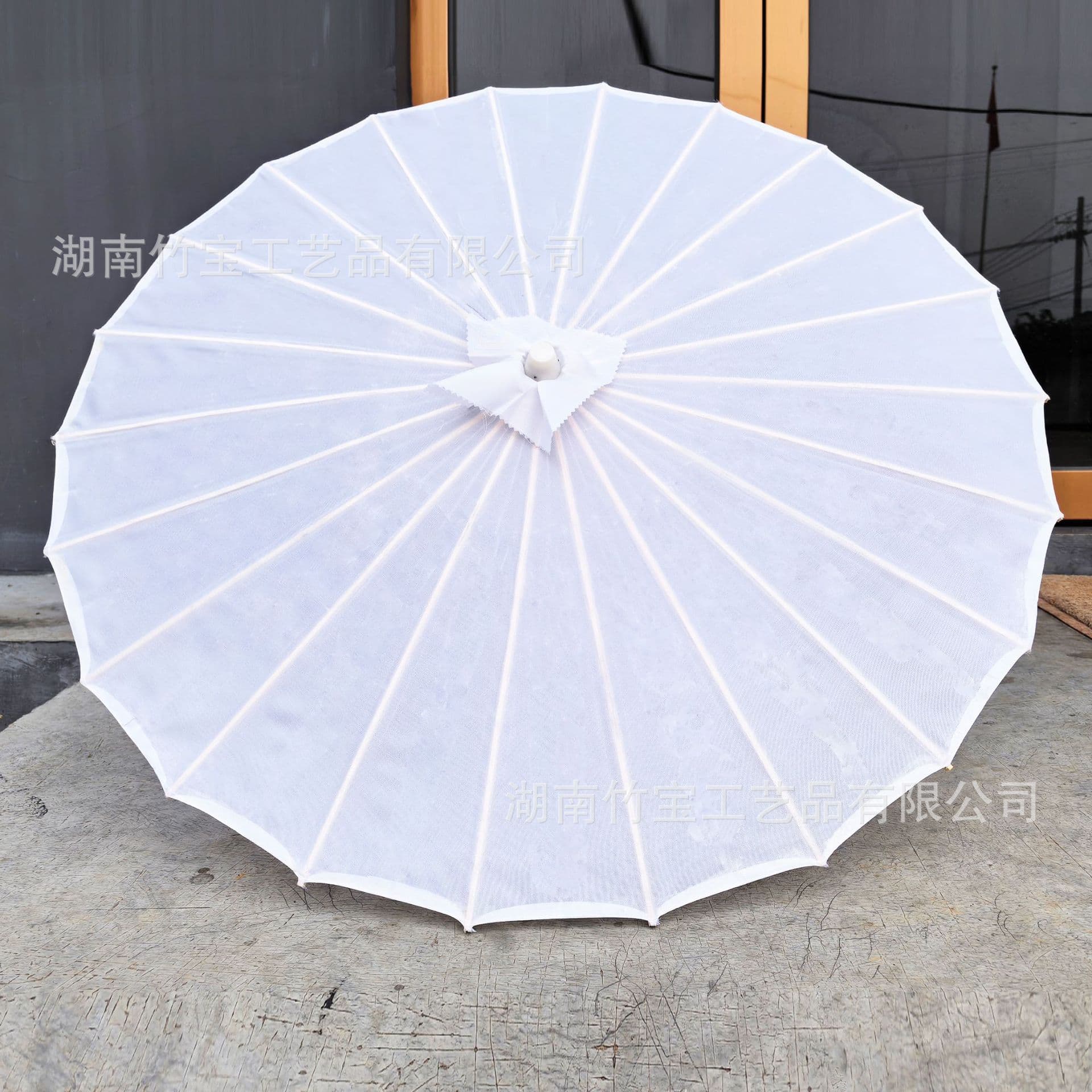 Ancient-style Silk Dance Umbrella - Selected 22 Ribs + Wooden Shaft