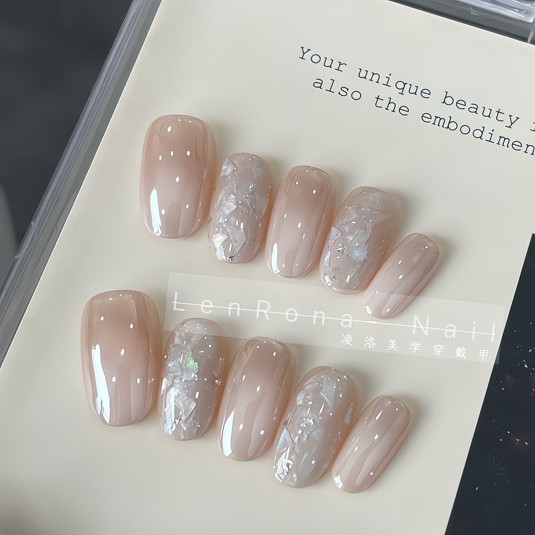 Ethereal Gradient Aurora Acetate Hailey Chic Simple Handmade Nail Art Press-On Nails Wholesale