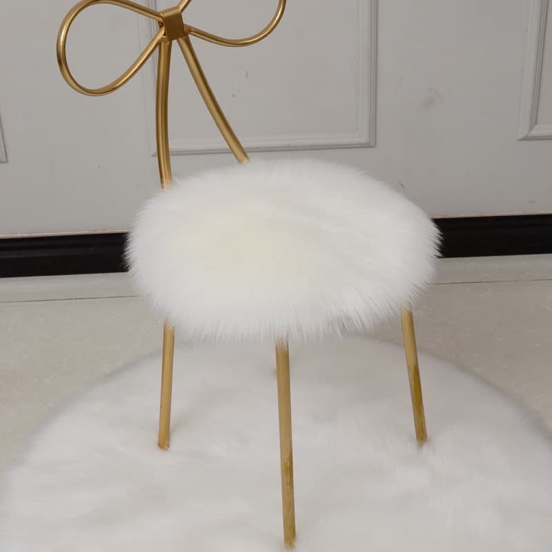 White imitation wool butterfly chair cushion round chair cushion dressing table internet celebrity fur cushion stool thickened round cushion floor F^