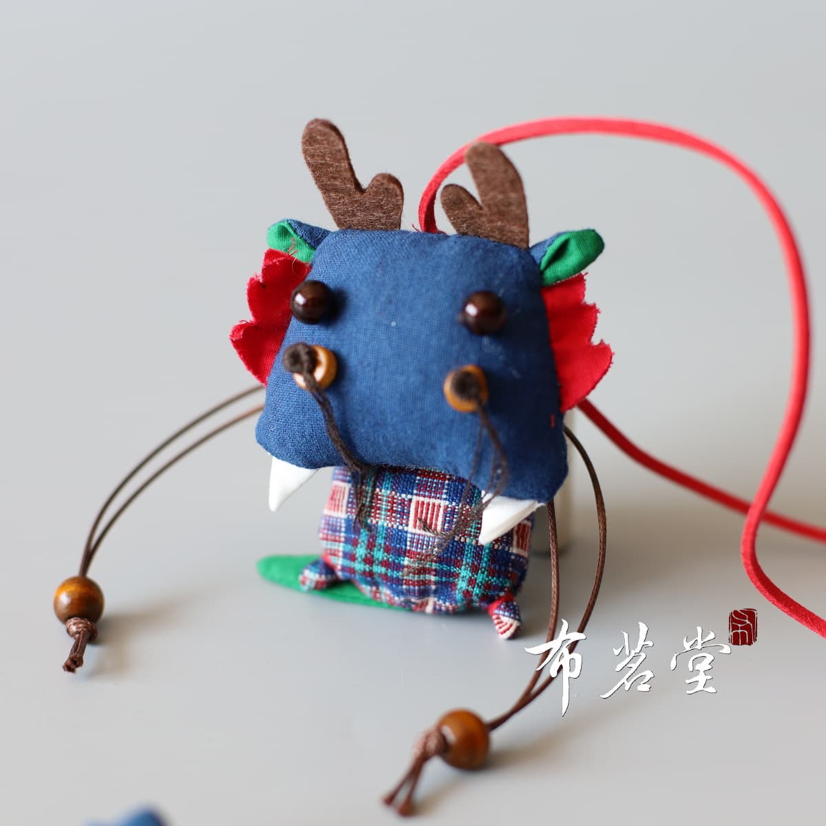 Bumingtang Twelve Zodiac Animal Cloth Necklace Sachet Empty Bag Handmade Fabric Bag Hanger Car Hanger