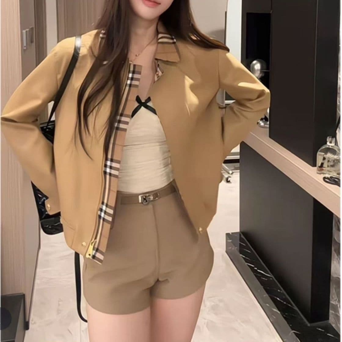 Plus Size Autumn/Spring New Tokyo Sunset Khaki Check Trench Jacket Women's Short French Style Top
