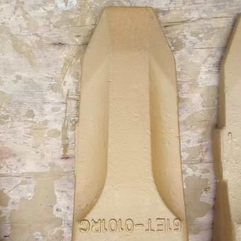 61E7-0101RC Hyundai R450 Bucket Tooth 61E70101 Standard Tooth XD450 Excavator ETE-1386RC