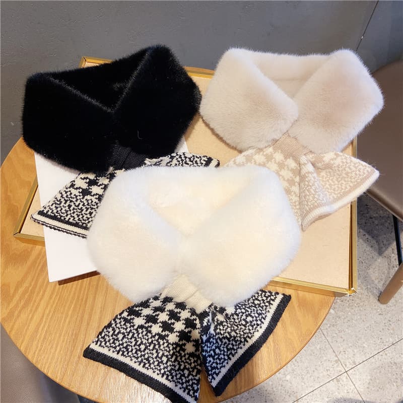 [Newcomer Limited Time Offer] Fluffy neck warmer for women in autumn and winter, cross-style imitation otter, ins rabbit fur, cute and versatile for students.