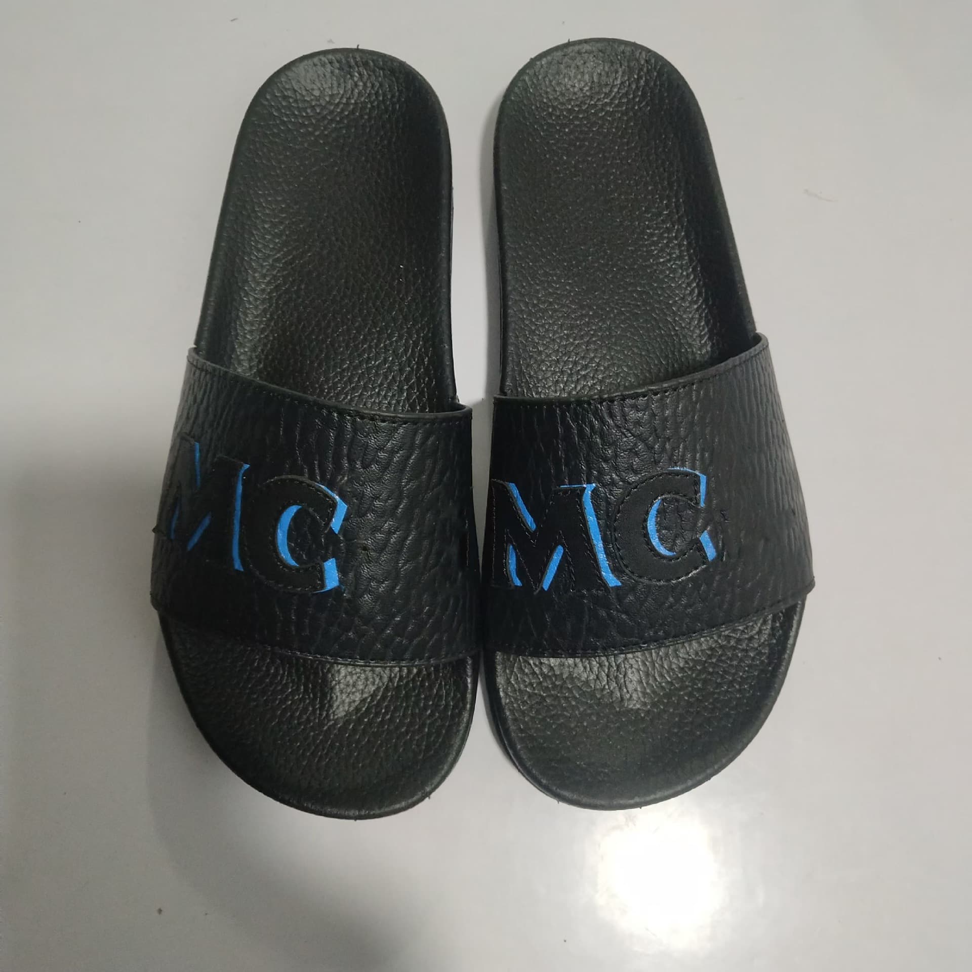 Flip Flops for Men and Women MC Slides Hot Selling on Cross-Border Amazon Shopee Lazada