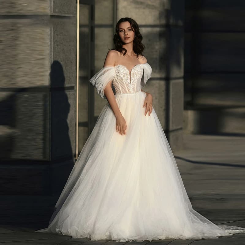 Bride One-Shoulder Wedding Dress Women Light Luxury Niche High-End Sense Fluffy Tulle Long Dress Small Train Dress Street Photography Dress
