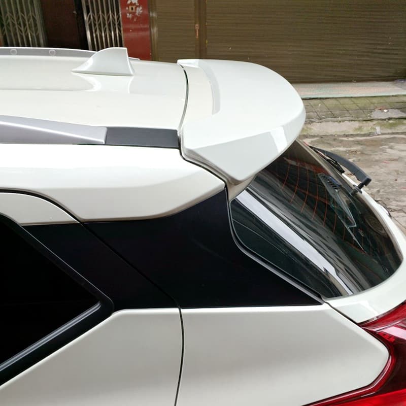 Suitable for 2017-2023 Nissan Jinke rear wing. Jinke original model does not need to be punched and painted to modify the fixed wind wing.
