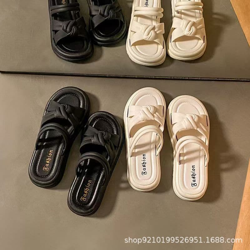 Soft-Soled Sandals for Women, Summer Casual Versatile Non-Slip Thick-Soled Beach Slippers for Women and Students
