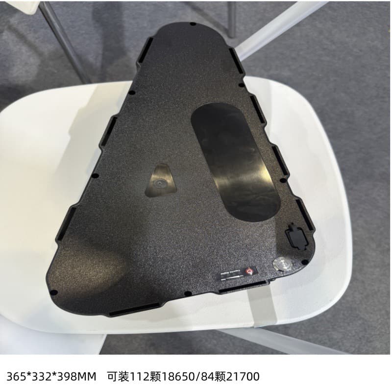 New triangle plastic battery box electric bicycle triangle bag shell 112 pieces 18650 battery box