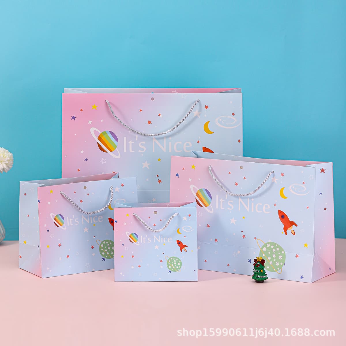 In-Stock INS Gradient Color Starry Sky Gift Bag, Children's Day/Birthday Gift Bag, Cosmetic Handheld Paper Bag/Packaging Bag