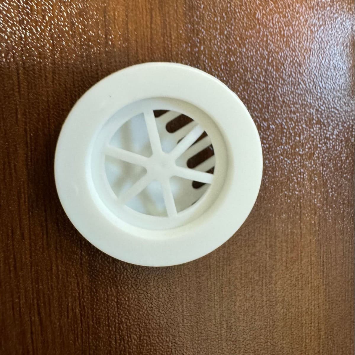 KN95 Breathing Valve Mask Accessory One-Piece Molded One-Way Exhaust Valve, Dust Protection, Direct Shipping from Stock