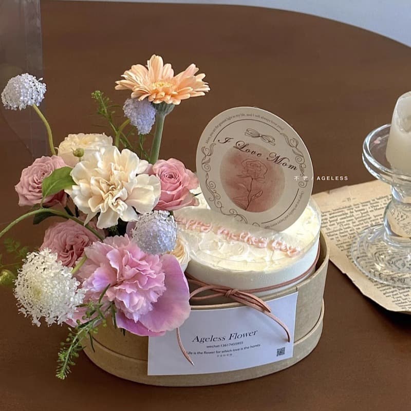 2025 Mother's Day Cake Decoration Oval Kraft Paper Floral Cake Box European Style Card Gift Wrapping