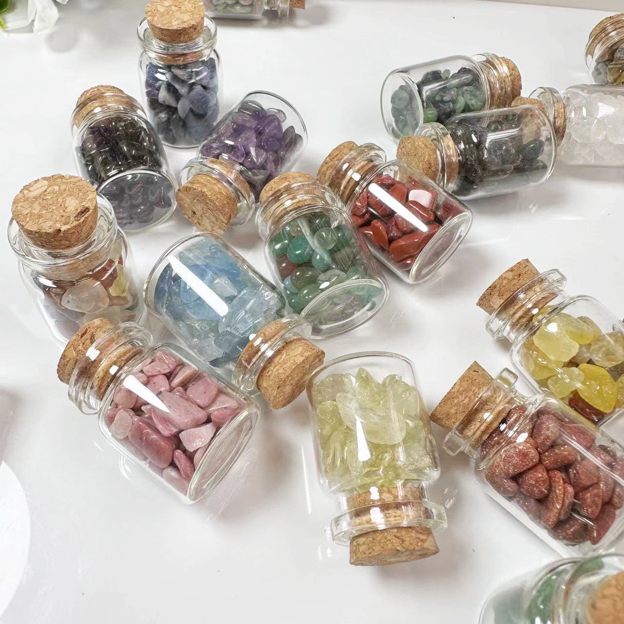 Cross-border Hot Sale Natural Crystal Wishing Bottle Crystal Gravel Gemstone Glass Bottle DIY Energy Degaussing Crystal Bottle