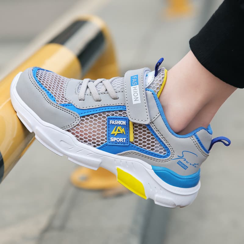 Boys' Sports Shoes, Spring and Autumn Breathable Mesh Student Soft Sole Running Shoes