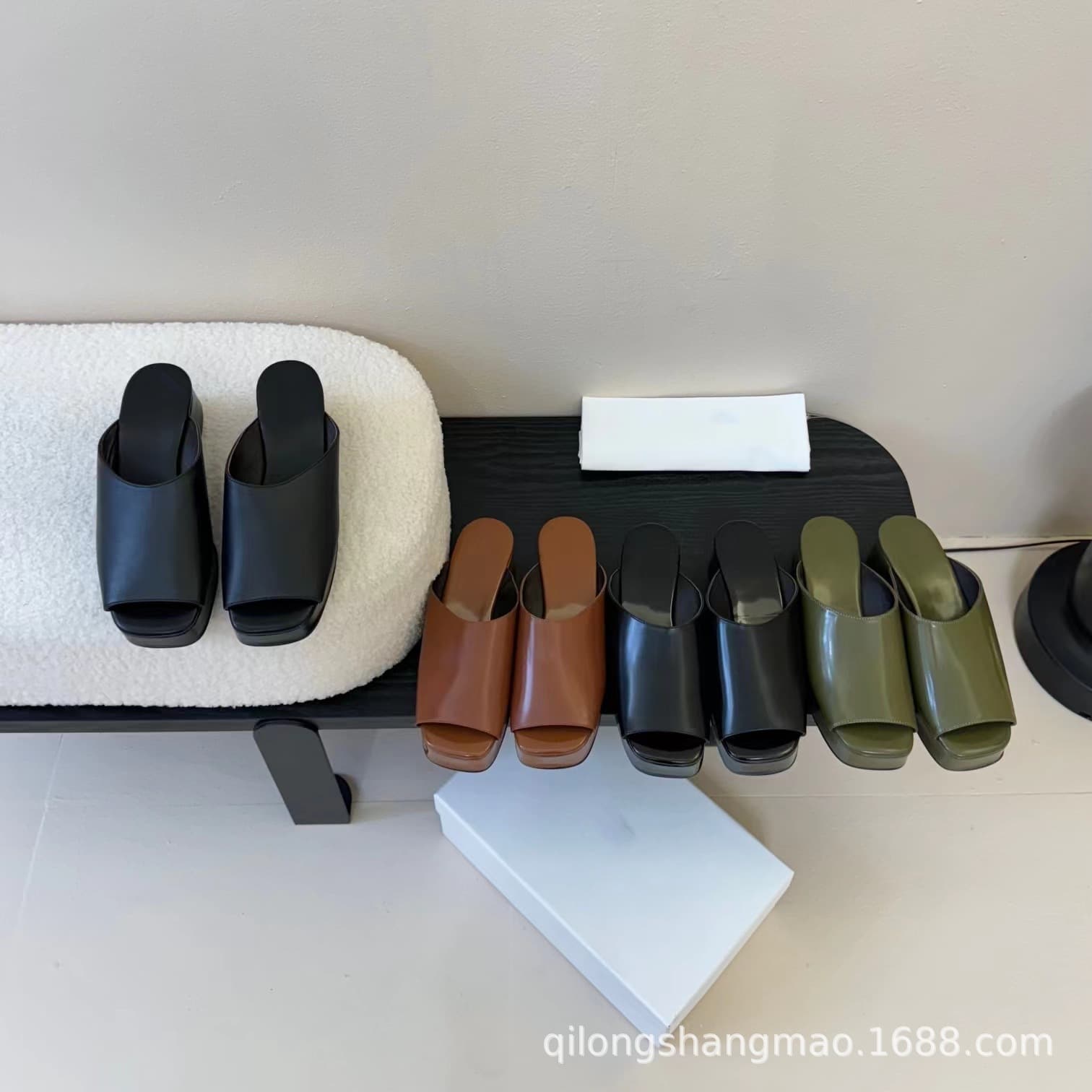High-End Niche 2025 New Genuine Leather Square Toe Retro Thick Platform Wedge Elevated Slip-On Peep-Toe Sandals for Women