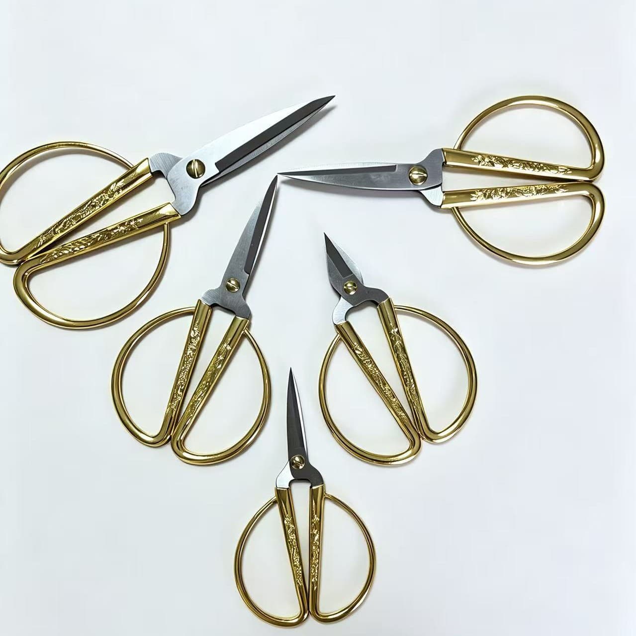 Factory direct sales opening ribbon cutting dragon and phoenix scissors multifunctional stainless steel household scissors wedding gold scissors dragon and phoenix scissors