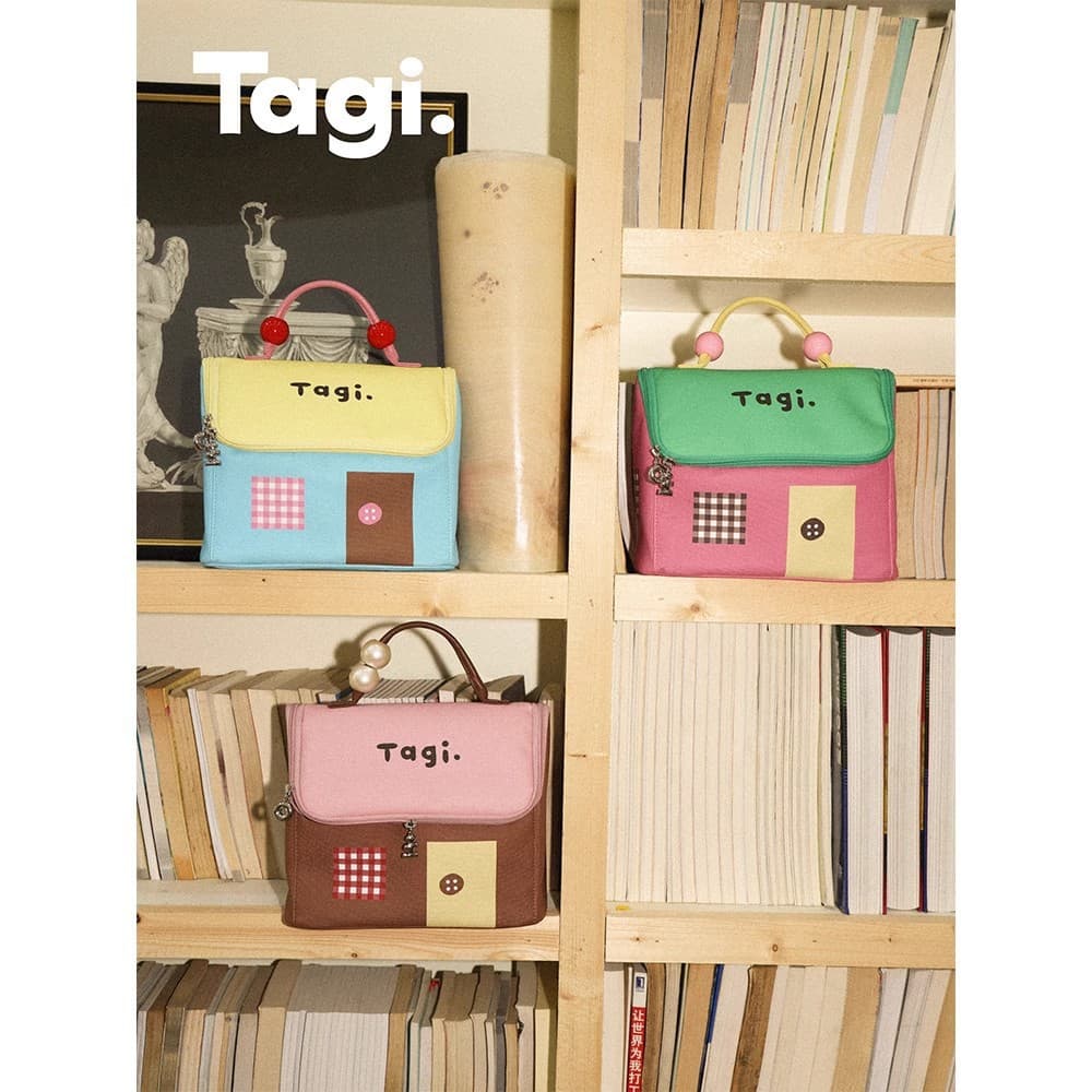 Tagi. Small house waterproof leather portable toiletry bag large capacity camera storage bag cosmetic bag contrasting design