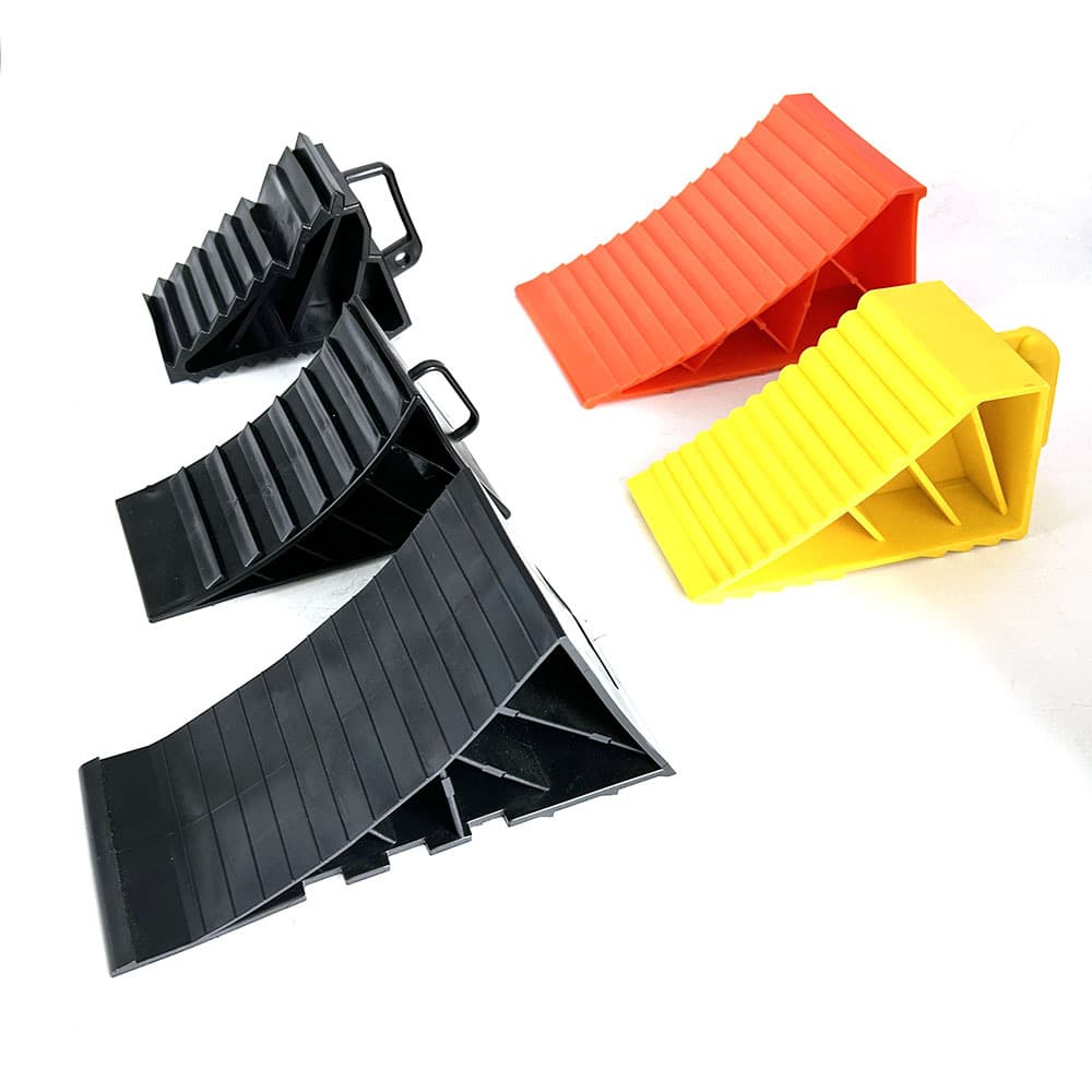 Free Shipping Amazon eBay Hot Selling Wheel Chock Parking Wedge Plastic Triangle Wheel Stop Tire Stopper