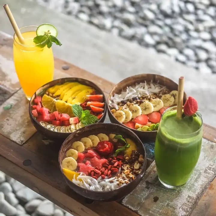 Vietnamese Coconut Bowl Southeast Asian Style Coconut Wood Spoon Fork Straw Mat Fruit Smoothie Salad Bowl Tableware Wholesale