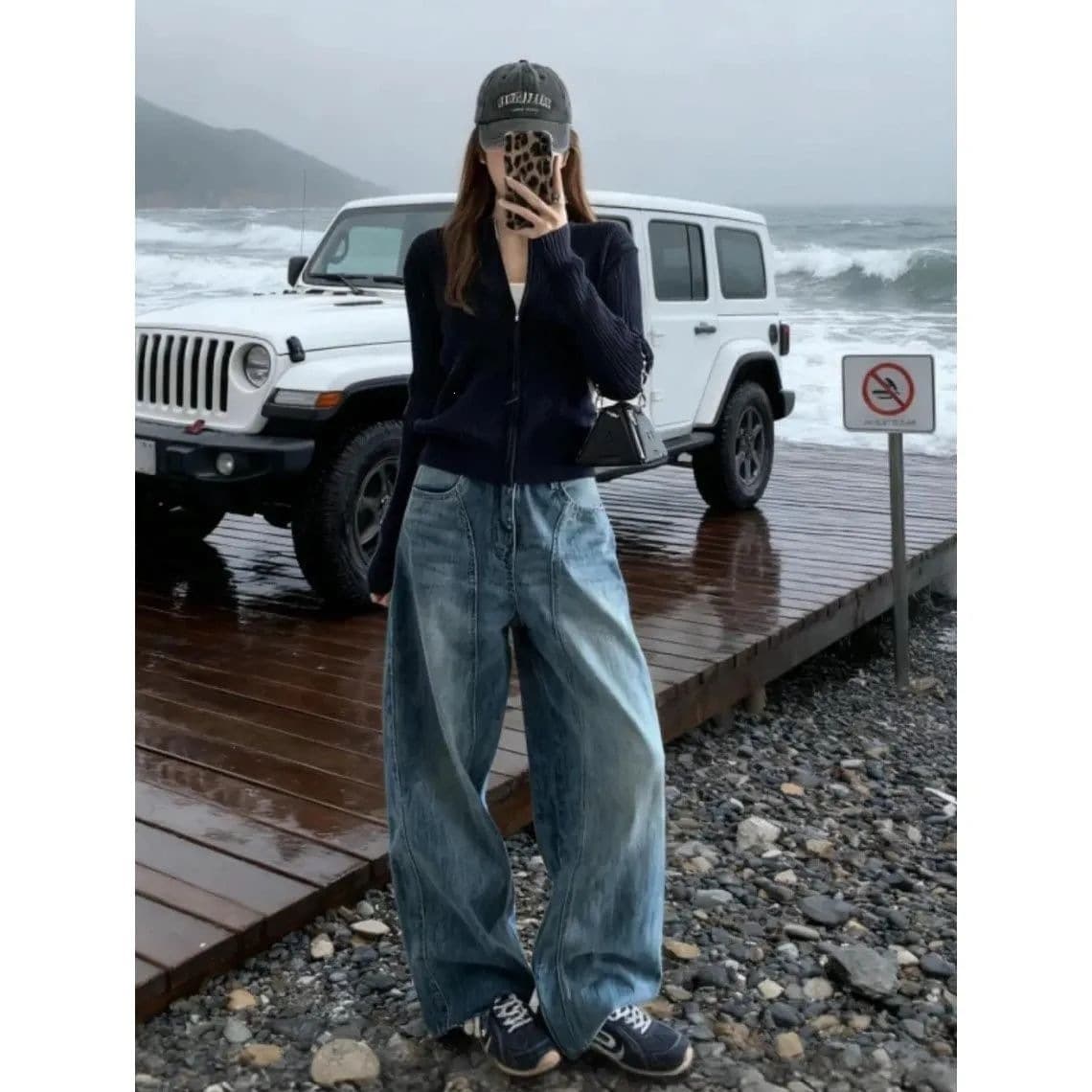 American Retro Wide Leg Curved Jeans for Women 2025 New Loose Petite Vertical Sense Straight Curved Pants