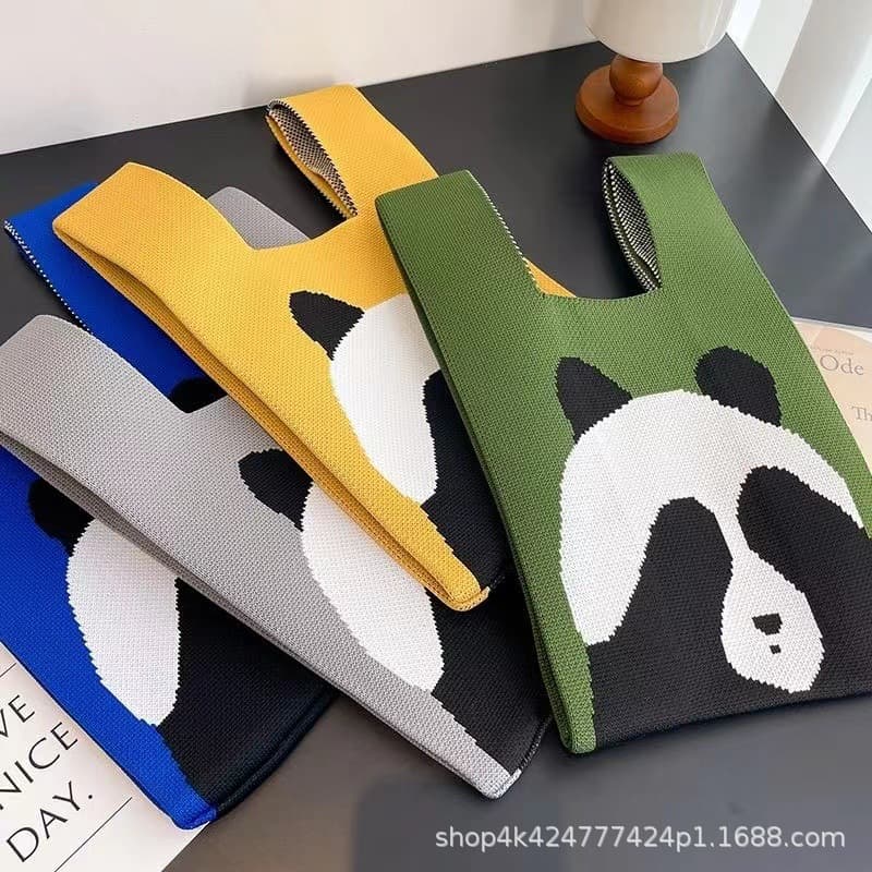 Cute Panda Bear Women's Knitted Wool Bucket Handbag Versatile Casual Tote Lunch Box Bag Korean Style Fashion Accessory