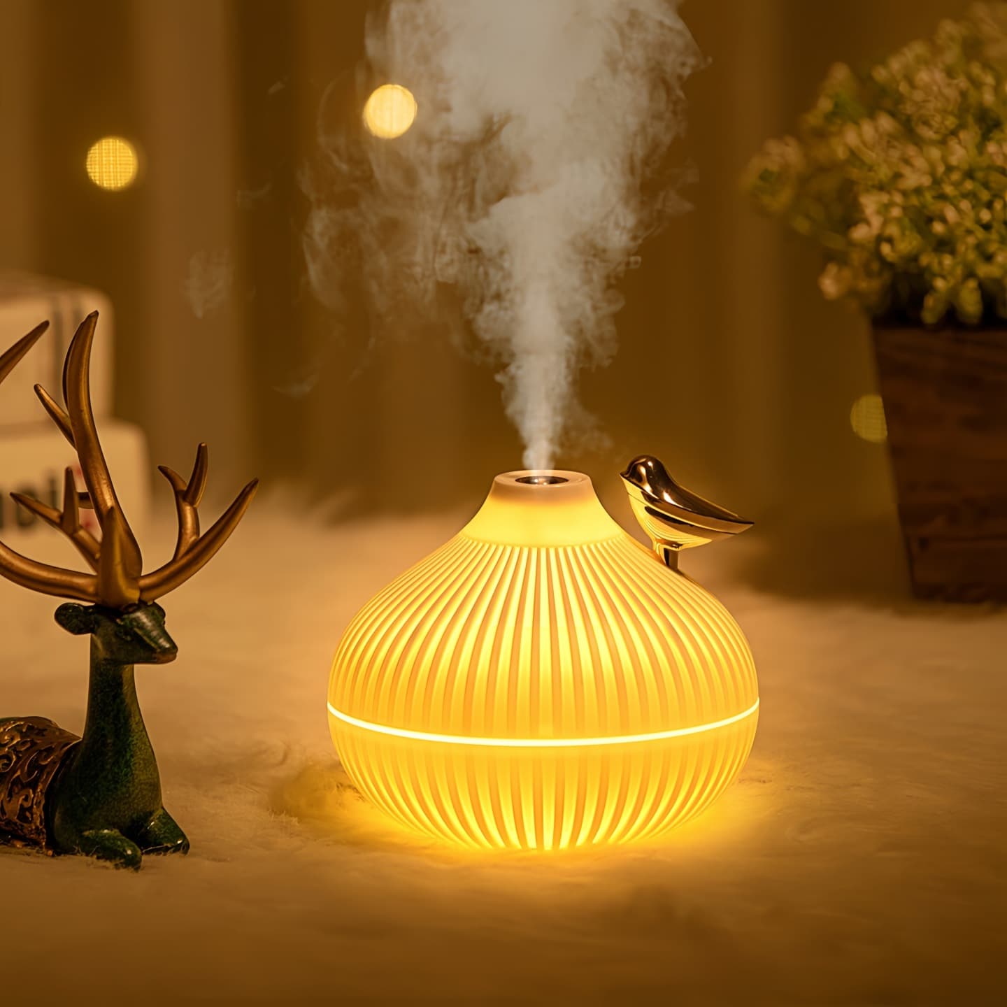 Small Humidifier for Home Use, Quiet Bedroom, Dormitory Student, Office Desktop Air, USB Mini Large Spray Volume