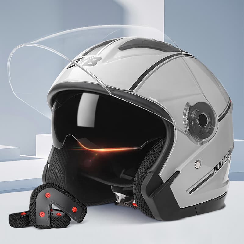 Motorcycle Helmet Electric Vehicle Helmet Four Seasons Riding Helmet Motorcycle Helmet Anti-Fog Dual Lens Safety Gear