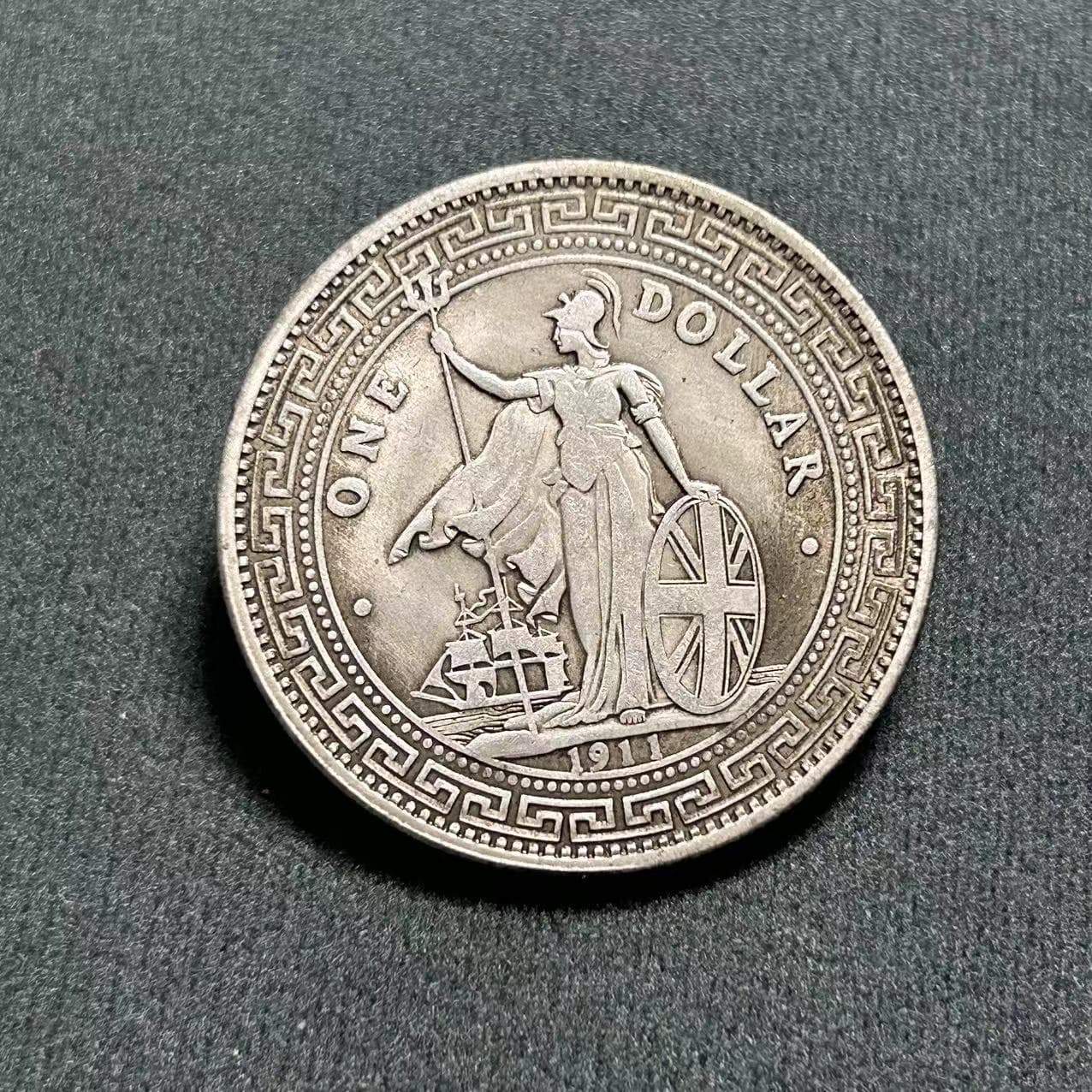 Antique-style Yuan Shikai silver dollar with iron core, foreign station coins - factory wholesale.