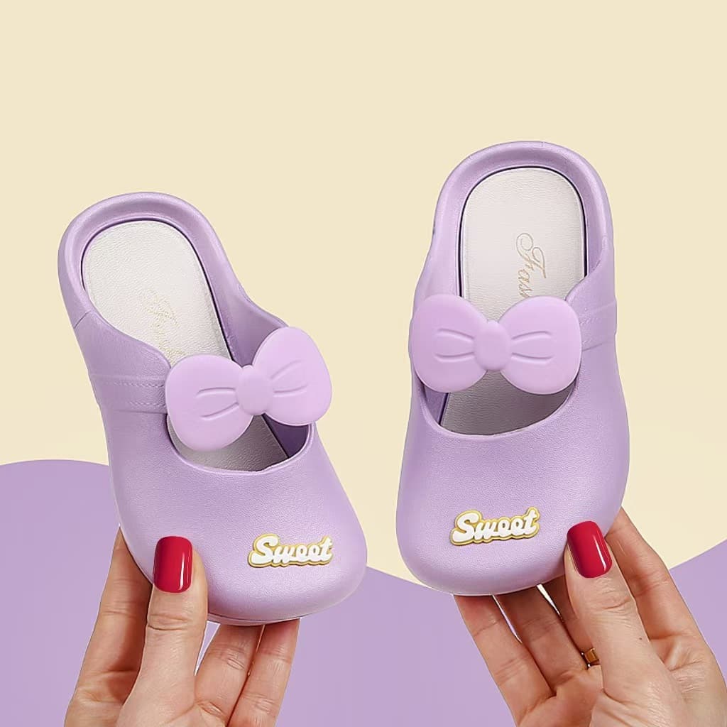 Children's slippers for summer, girls, indoor home, non-slip, soft-soled, princess bow, toddler slippers with closed toes.