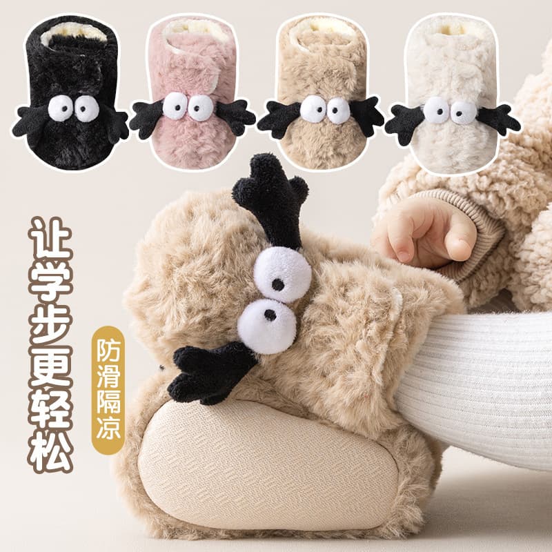 Customized Zhuji factory direct Polar fleece thickened warm baby wool shoes 0-3 infants non-slip soft-soled shoes