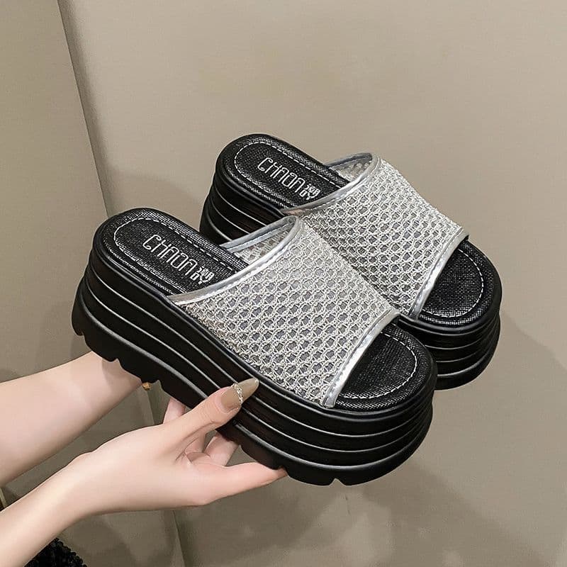2026 New Chunky Platform Mesh Sandal Slippers for Women Summer Outdoor Versatile Height-Increasing Slimming Hollow Breathable Slide Sandals