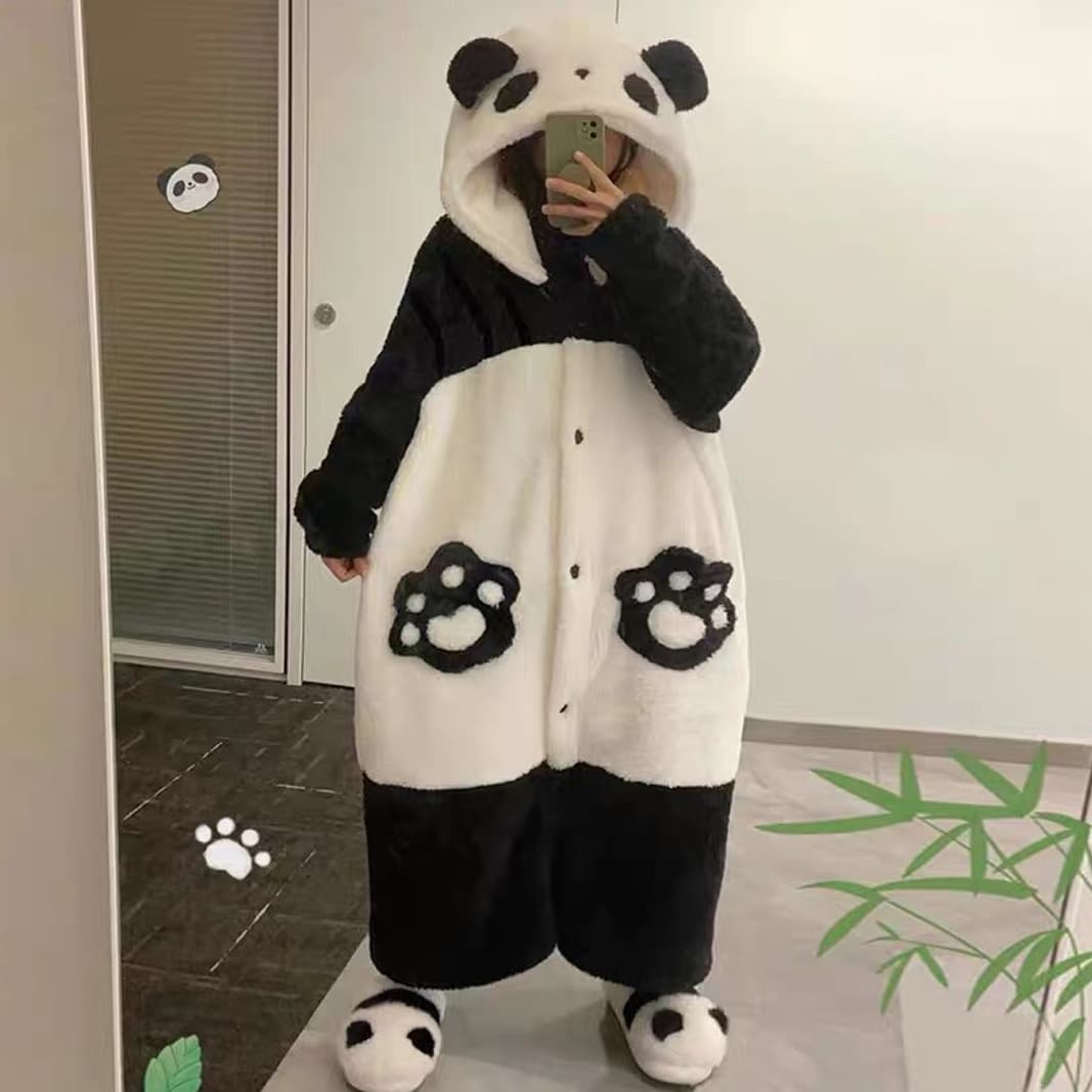 Black and White Panda Couple Pajamas Women's Autumn and Winter Coral Velvet Cartoon Winter Pajamas Thickened Velvet Hooded Home Furnishing