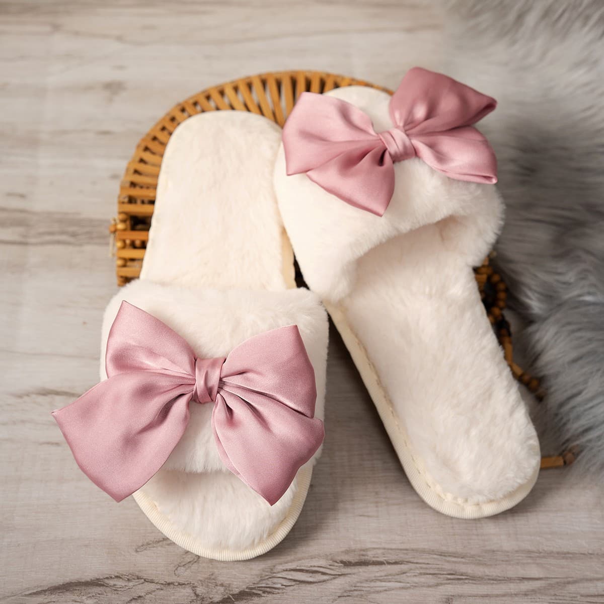 Large Size Cotton Slippers for Women, Cute and Warm for Autumn and Winter Indoor Home Use, Korean Style Sweet Bow Open-Toe Slide