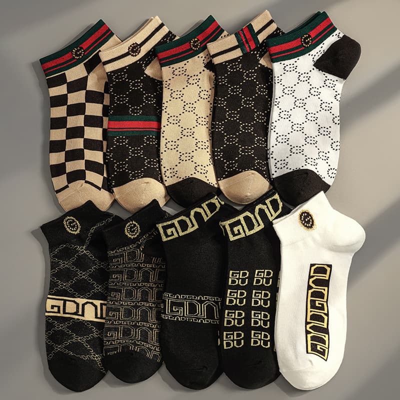 Men's Summer Thin Odor-Resistant Short Socks, Trendy and Versatile, High-Value Korean Style, Cool and Trendy Low-Top Men's Boat Socks
