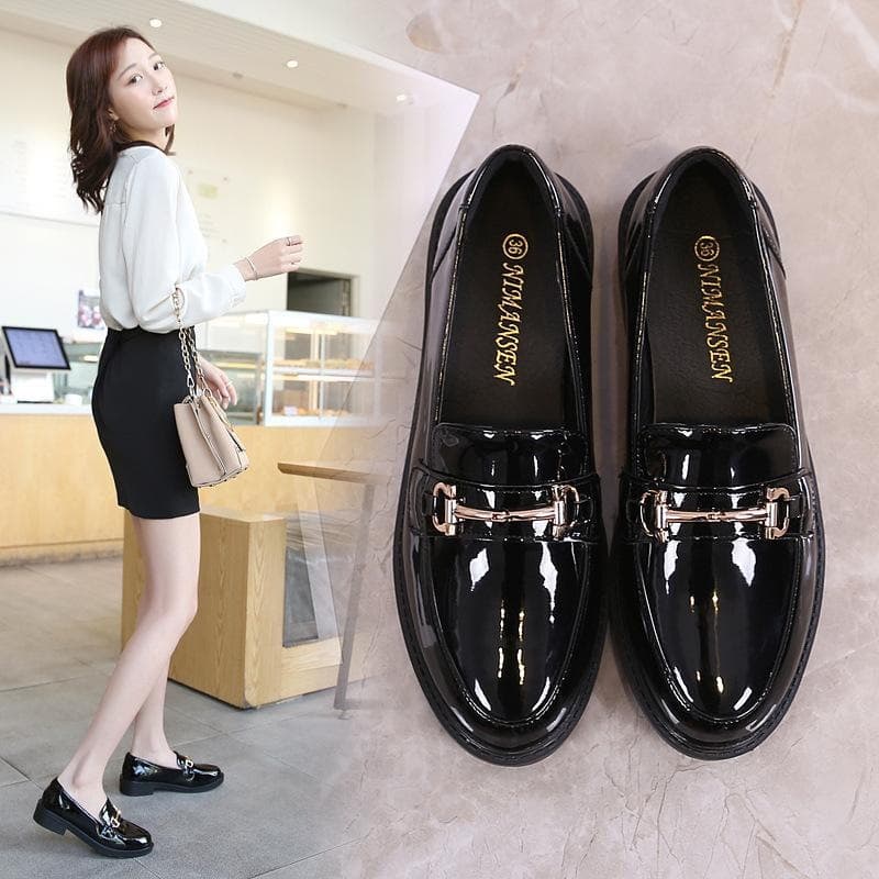 Genuine Leather Spring Autumn Four Seasons Quiet Office Gold Buckle Patent Glossy Round Toe British Style Low Heel Loafers for Women