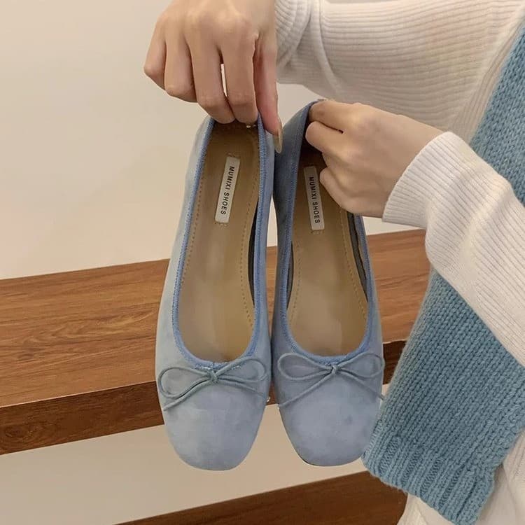 2026 New Spring French Style Gentle Red Ballet Shoes for Women with Inner Height Increase and Retro Bow