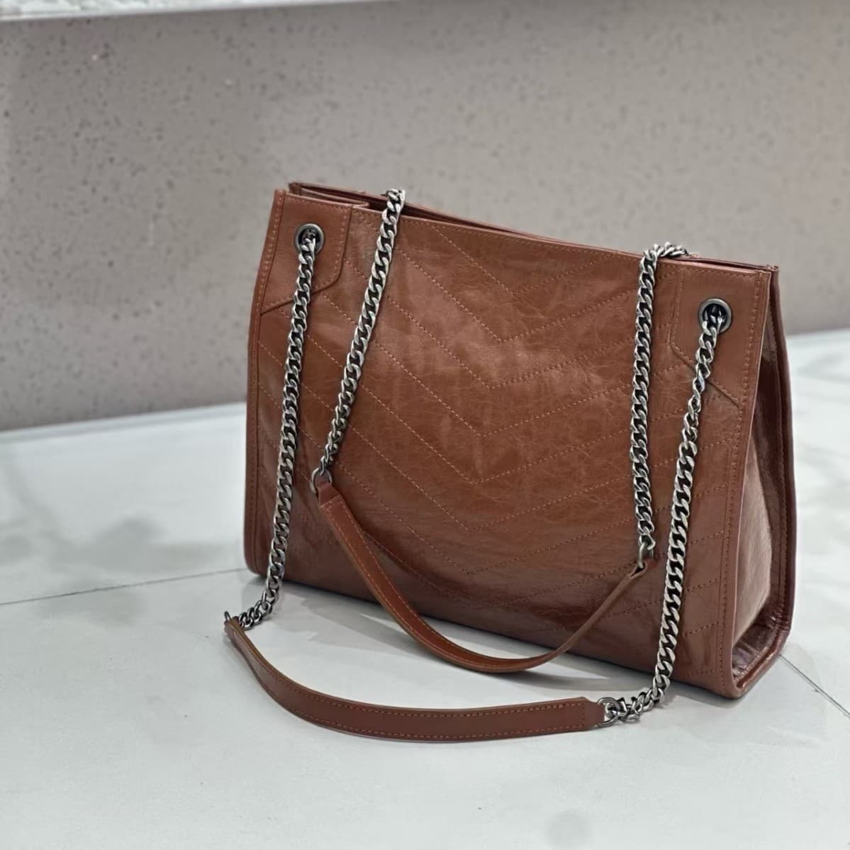 Clearance Sale Discontinued Color Classic Style Overstock Mid-Year Promotion Single Shoulder Crossbody Classic Bag