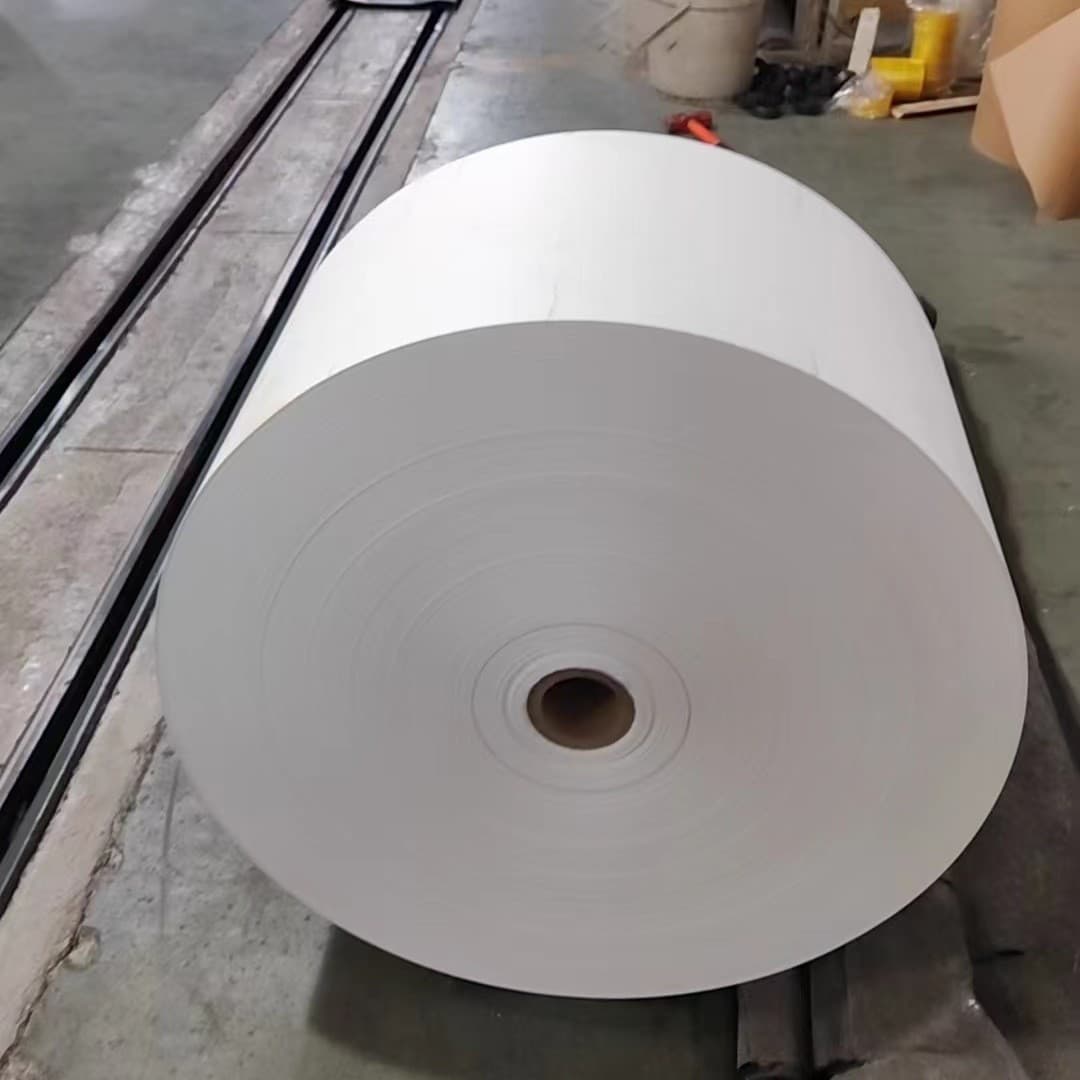 Stone paper is tear-resistant, waterproof, oil-proof, and non-toxic, suitable for writing, notebooks, shopping bags, tablecloths, and special-purpose paper.