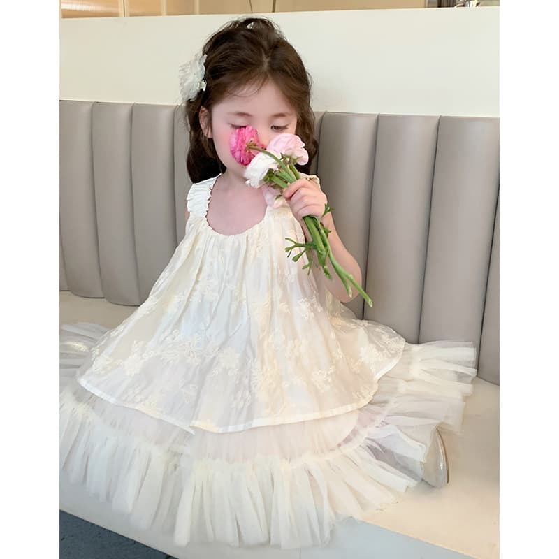 Girls suspender skirt summer new 2026 Korean version baby girl sweet forest style full embroidered vest skirt gauze skirt princess skirt