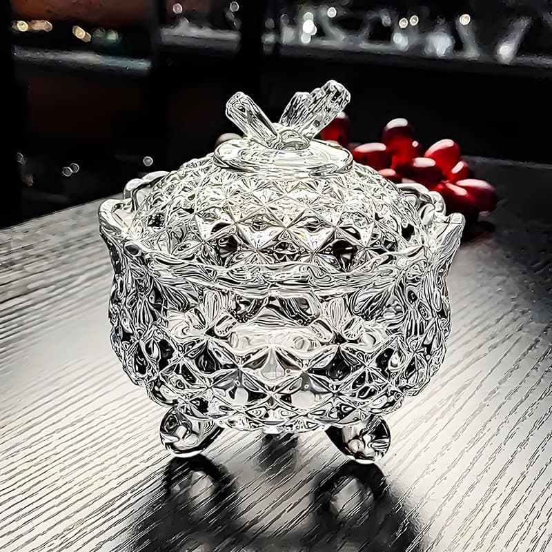 High-Aesthetic Sugar Bowl with Lid, Crystal Glass Fruit Dish, European-style Container for Snacks and Shrimp