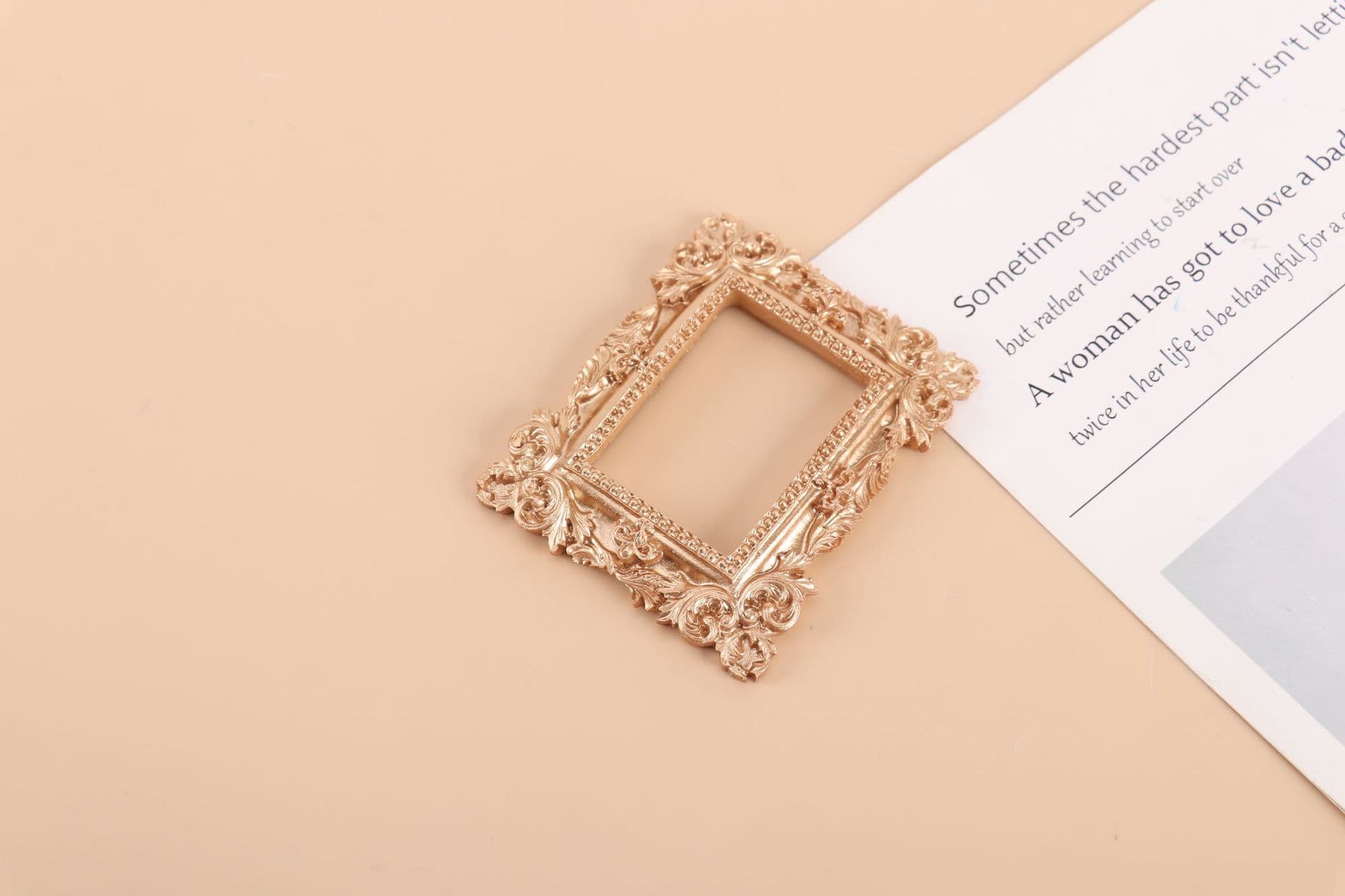 Mini Retro Trendy Nail Photo Frame New Hollow Relief Small Photo Frame Clothing Prop Photography Mini Frame