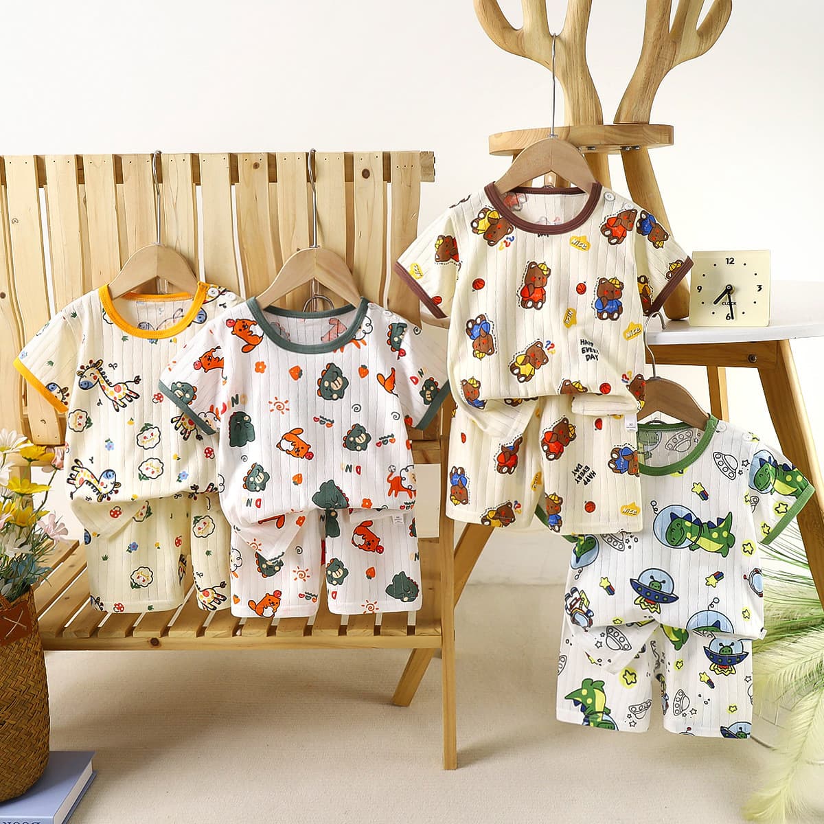 New children's cotton short-sleeved two-piece summer baby set, shorts, cartoon thin home wear