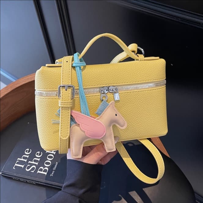 Cross-border women's bag pebbled handbag 2026 new trendy fashion shoulder bag foreign style crossbody bag versatile small square bag