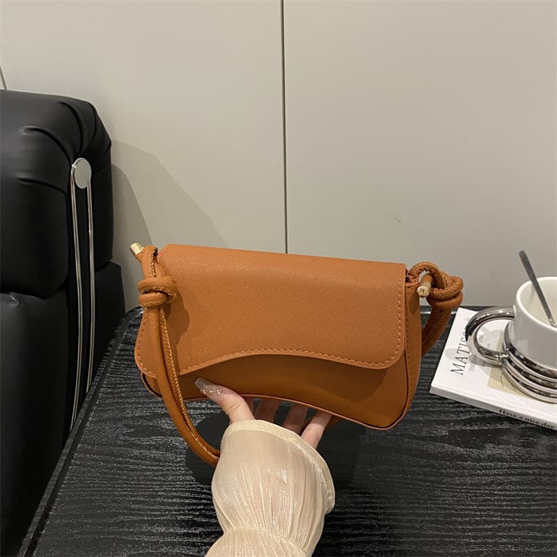 Premium Baguette Bag for Women 2025 New Solid Color Versatile Underarm Shoulder Bag French Commute Crossbody Bag Women's Bag