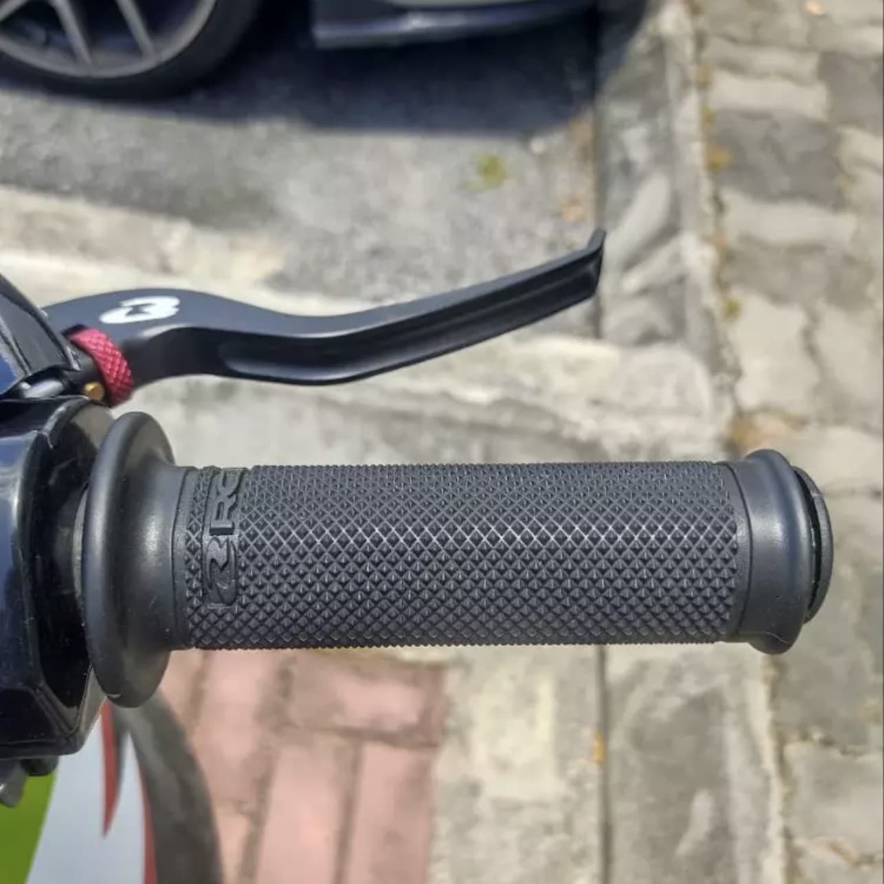 Factory Wholesale Motorcycle Modified Handlebar Grips, Motorcycle Handlebar Rubber, Universal RCB Anti-Slip Handlebar Grips